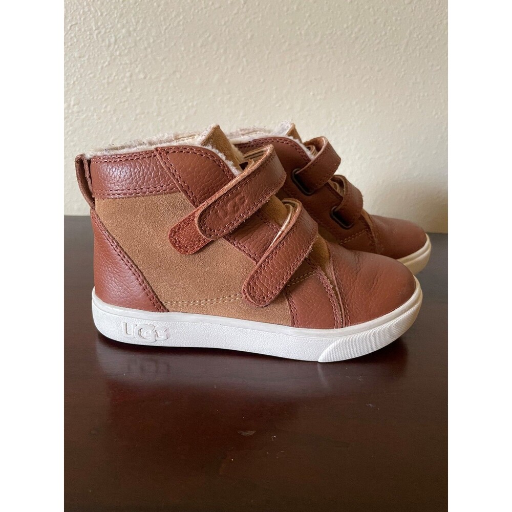 UGG Kids Rennon II (Infant/Toddler) Boy's Shoes in Chestnut size 10